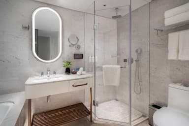 hotel room main image