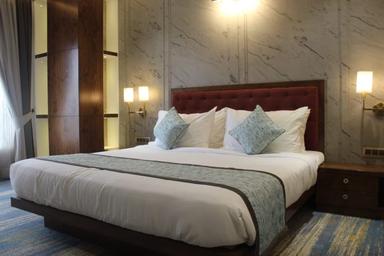 hotel room main image