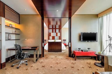 hotel room main image