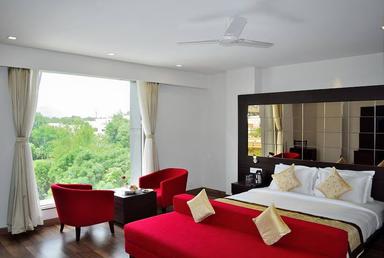 hotel room main image