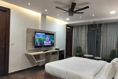 hotel room main image