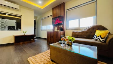 hotel room main image