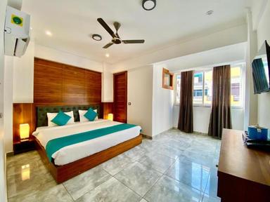 hotel room main image