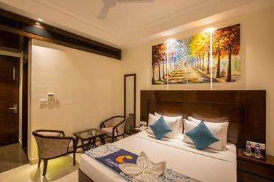 hotel room main image