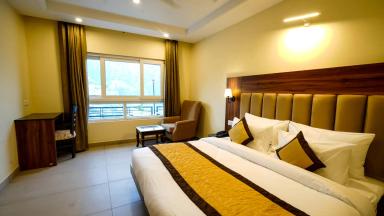 hotel room main image