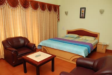 hotel room main image