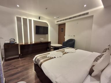 hotel room main image