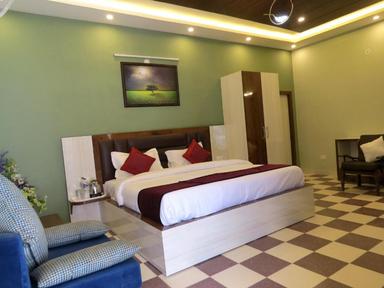 hotel room main image