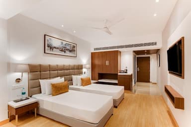 hotel room main image