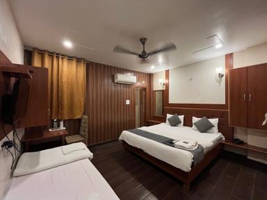 hotel room main image