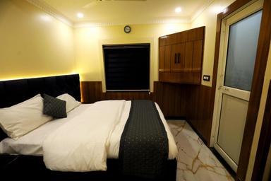 hotel room main image