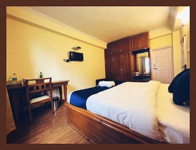 hotel room main image