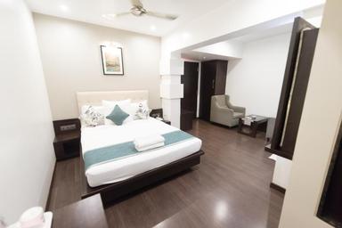 hotel room main image