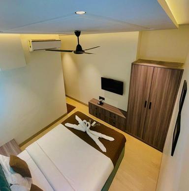 hotel room main image