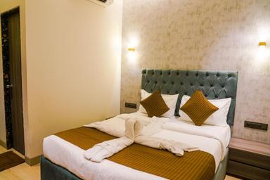 hotel room main image