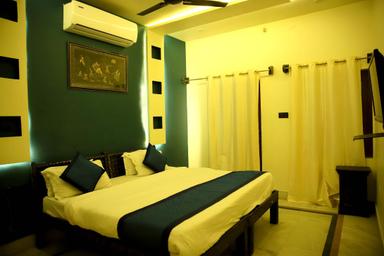 hotel room main image