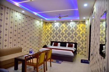 hotel room main image