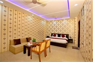 hotel room main image
