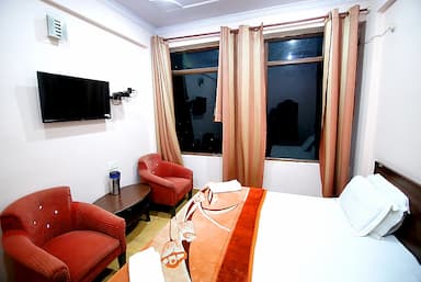 hotel room main image