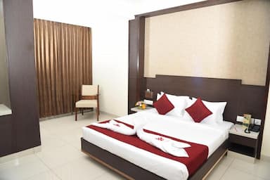 hotel room main image