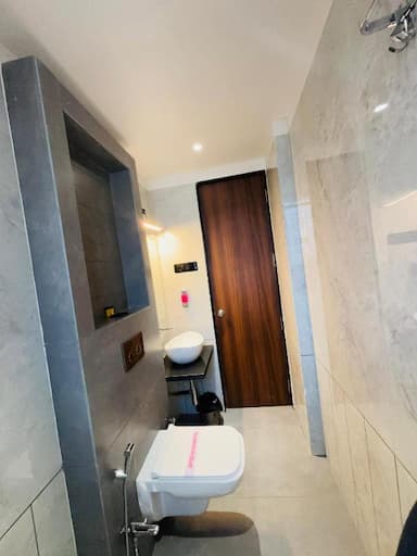 hotel room main image