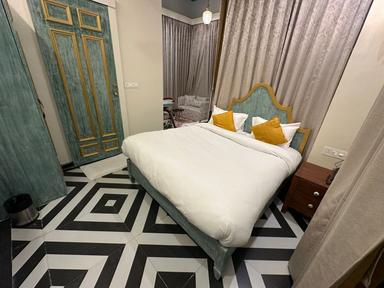 hotel room main image
