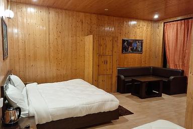 hotel room main image