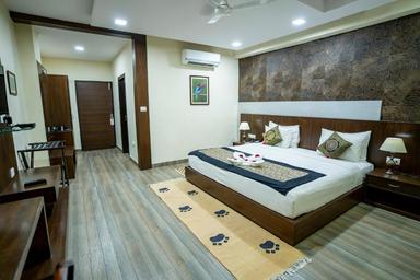 hotel room main image