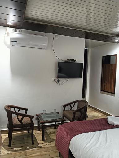 hotel room main image