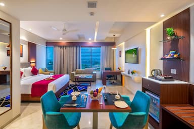 hotel room main image