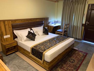 hotel room main image