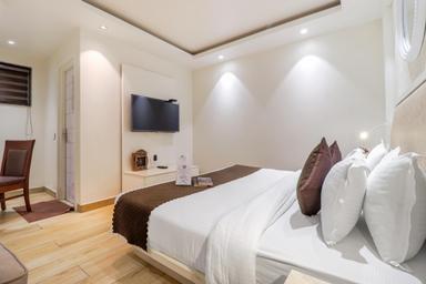 hotel room main image