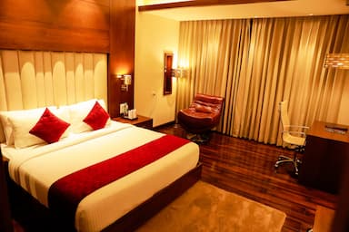 hotel room main image