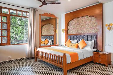 hotel room main image