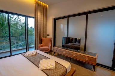 hotel room main image