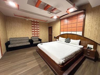 hotel room main image