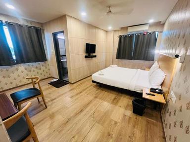 hotel room main image