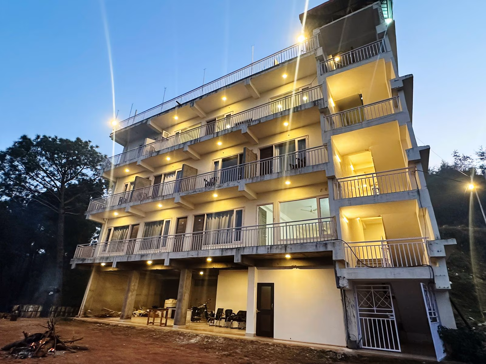 hotel info img