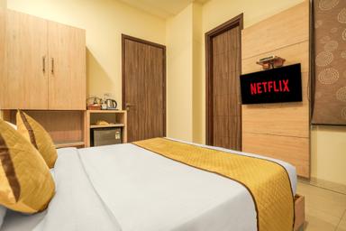 hotel room main image