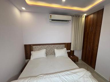 hotel room main image