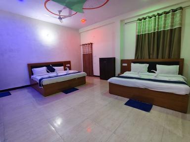 hotel room main image