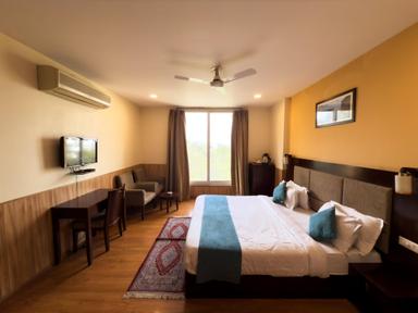 hotel room main image