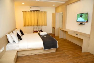 hotel room main image