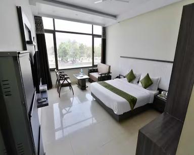 hotel room main image hotel room main image