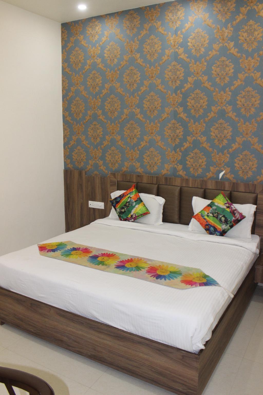 a bedroom with a large bed at hotel shivaay grand in Amritsar hotel_Image