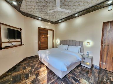 hotel room main image hotel room main image