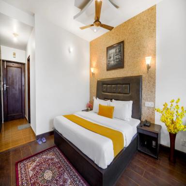 hotel room main image hotel room main image