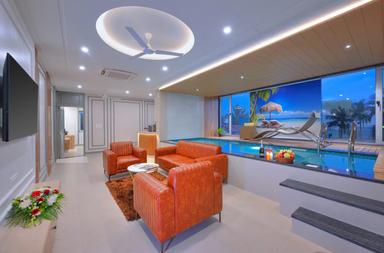 hotel room main image hotel room main image