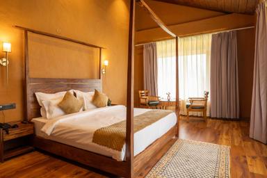 hotel room main image hotel room main image