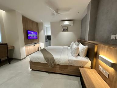 hotel room main image hotel room main image